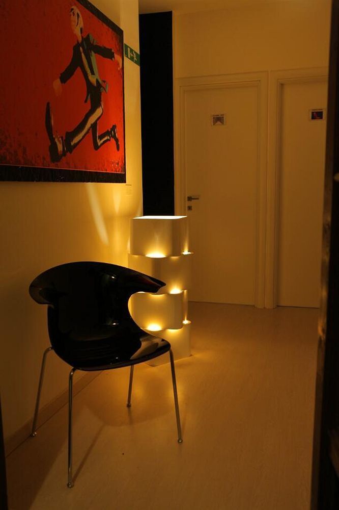 Chroma Italy - Ena Guest House Exteriör bild